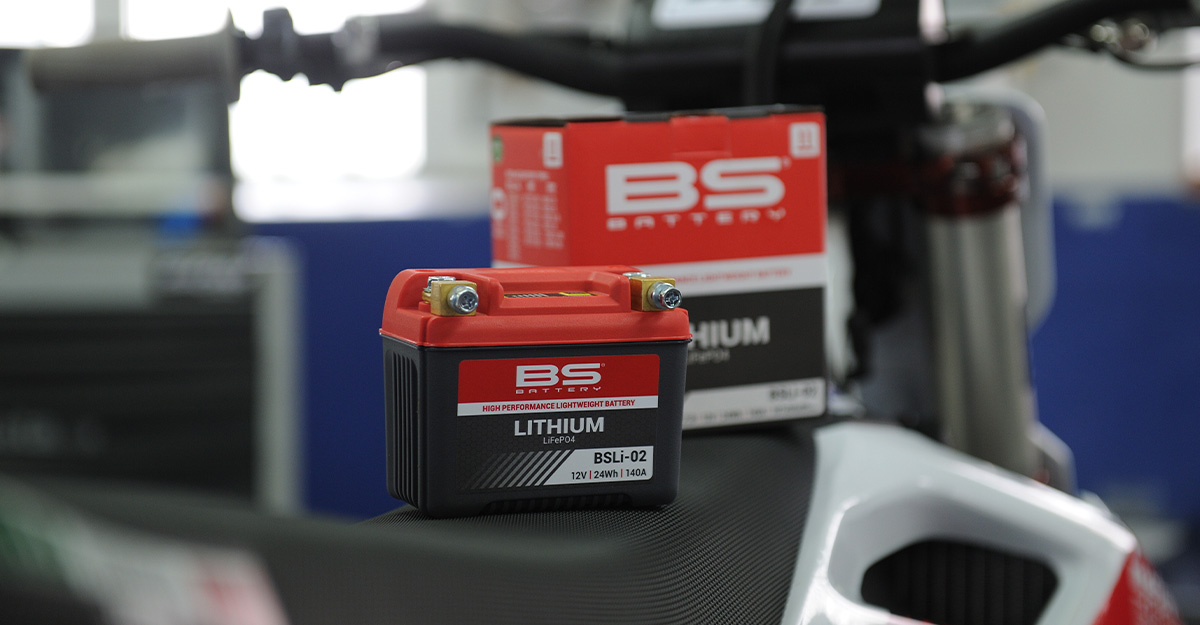 ắc quy motor
